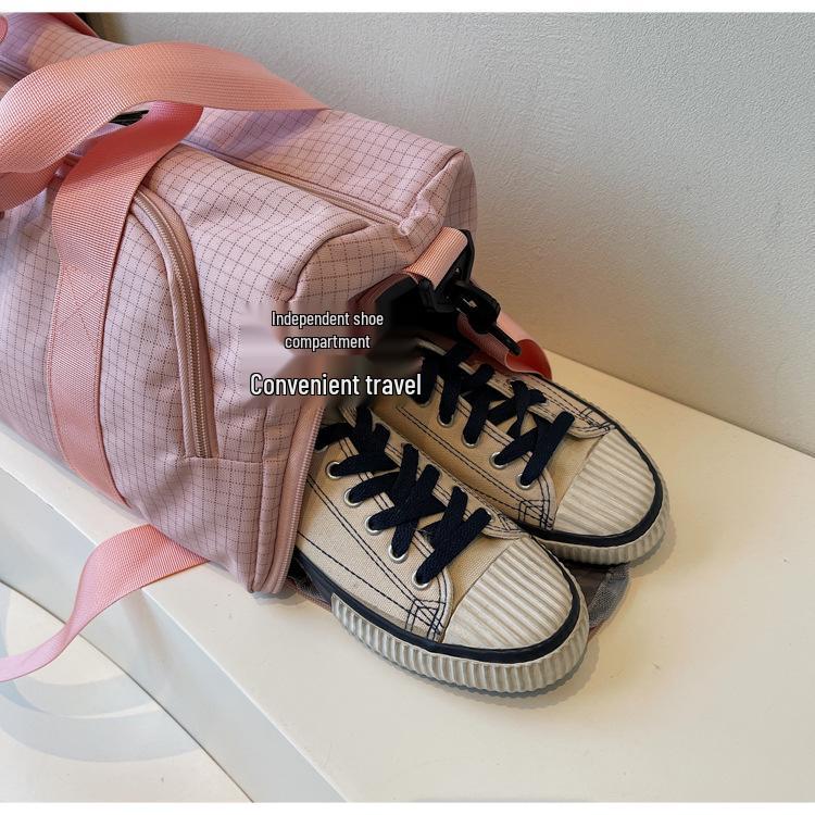 Lightweight Fashion Travel Bag - Unisex Sports, Swim & Fitness Handbag with Wet/Dry Compartments, Attachable To Suitcase