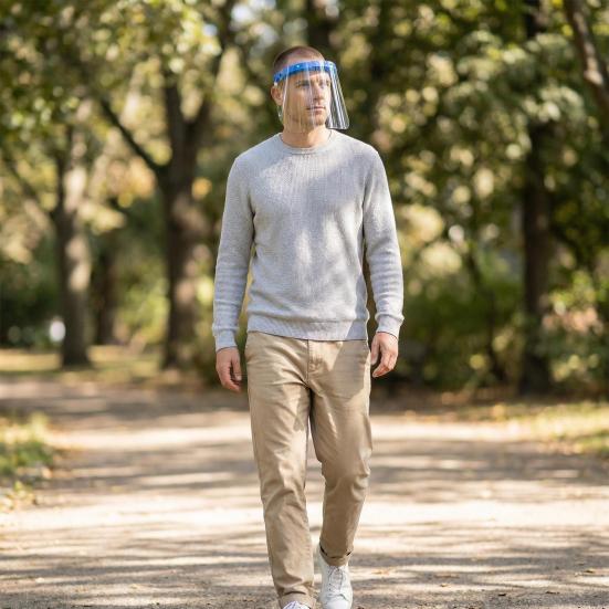 Nastavitelný průhledný obličejový štít proti zamlžování a stříkající vodě s elastickou čelenkou Lehký ochranný štít pro práci, DIY a venkovní aktivity