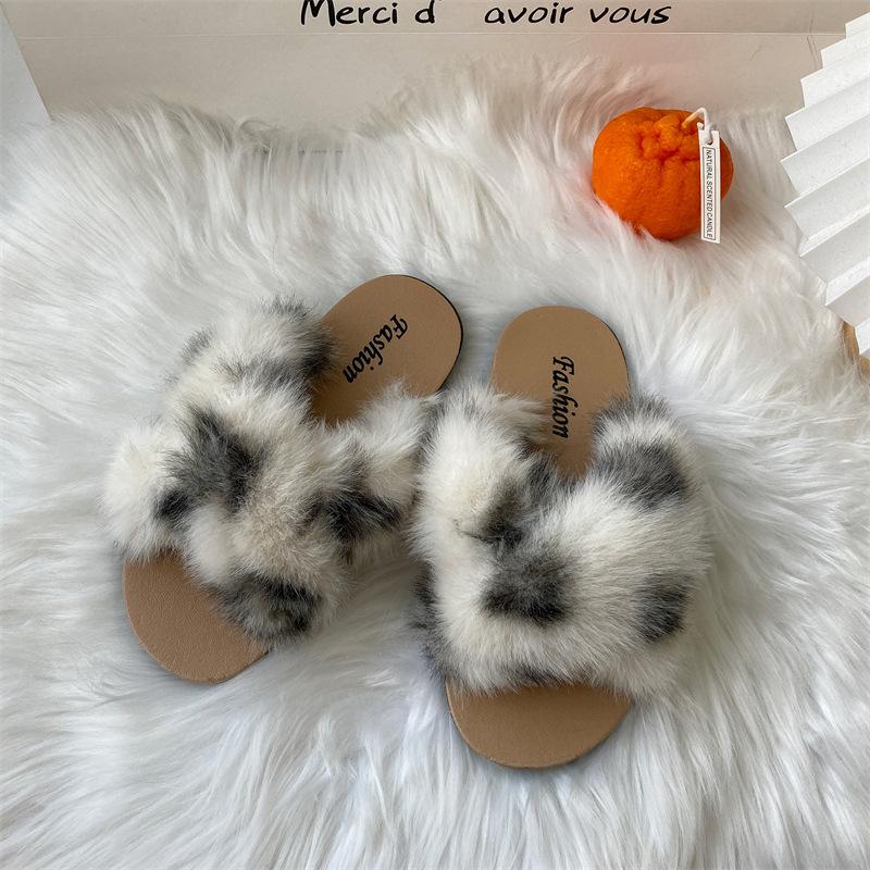 Fashion New Arrival Winter Warm Slides Sheepskin Sliders Women's Real Wool Fur Slippers Home Indoor Winter Shoes outdoor slippers