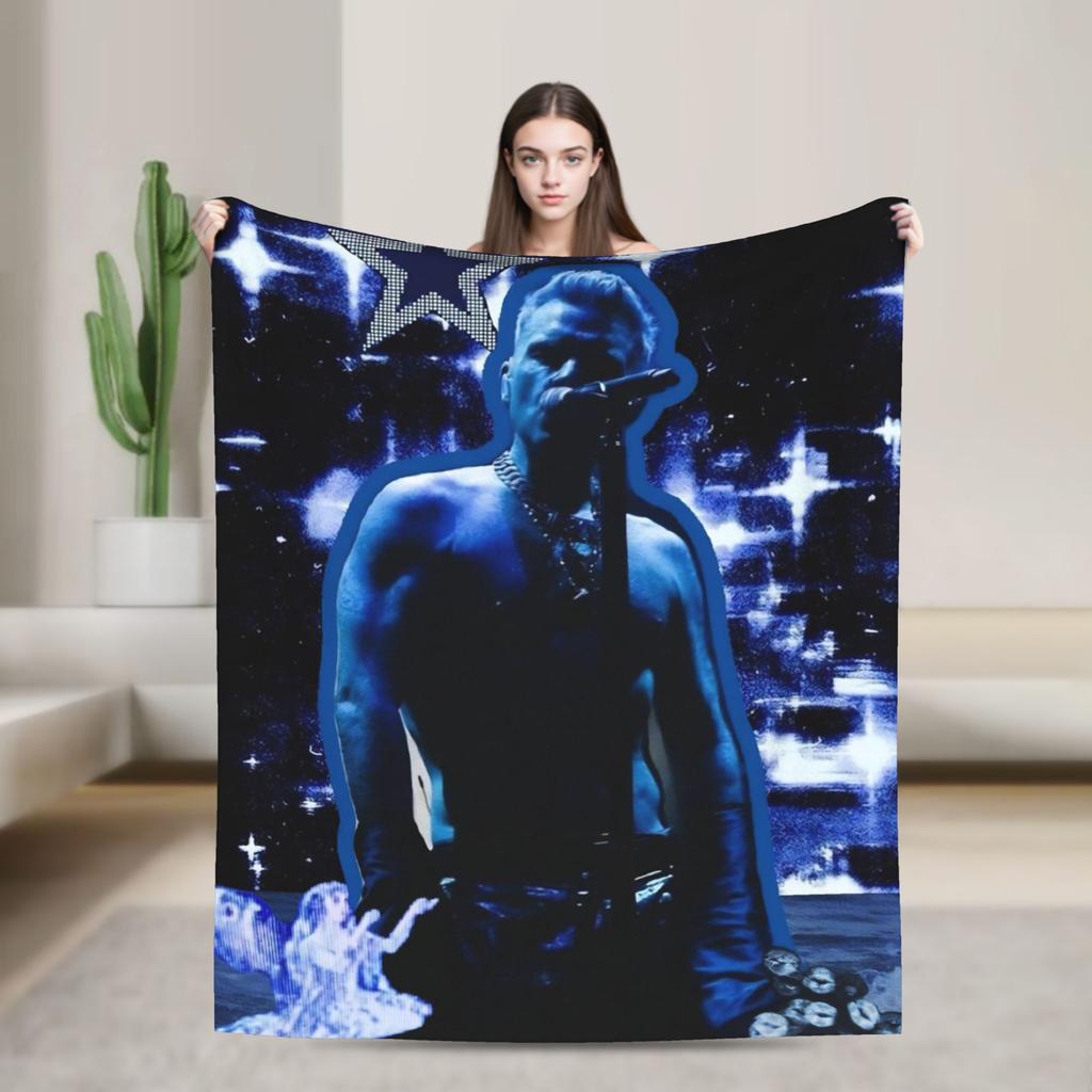 Robbie Williams Tour Flannel Blankets Soft Durable Throw Blanket for Bedroom Airplane Travel Aesthetic Bedspread Sofa Bed Cover