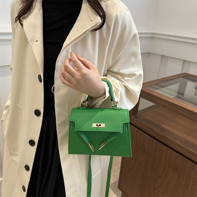 Trendy Urban Minimalist Kelly Bag For Women In Various Colors Ideal For Fall Winter Outfits