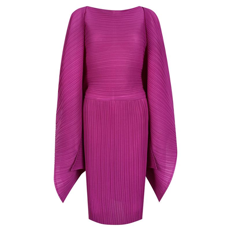 Women's Solid Color V-Neck Loose Pleated Mid-Length Dress for Spring 2025