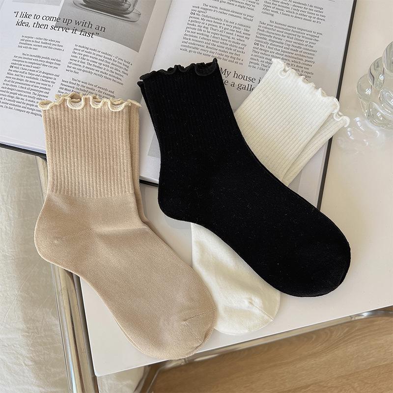 Zhuji Women's Cotton Socks: Merade Color Series, Lace Mid-Calf, Breathable, Antibacterial, Seamless, Postpartum, Versatile.