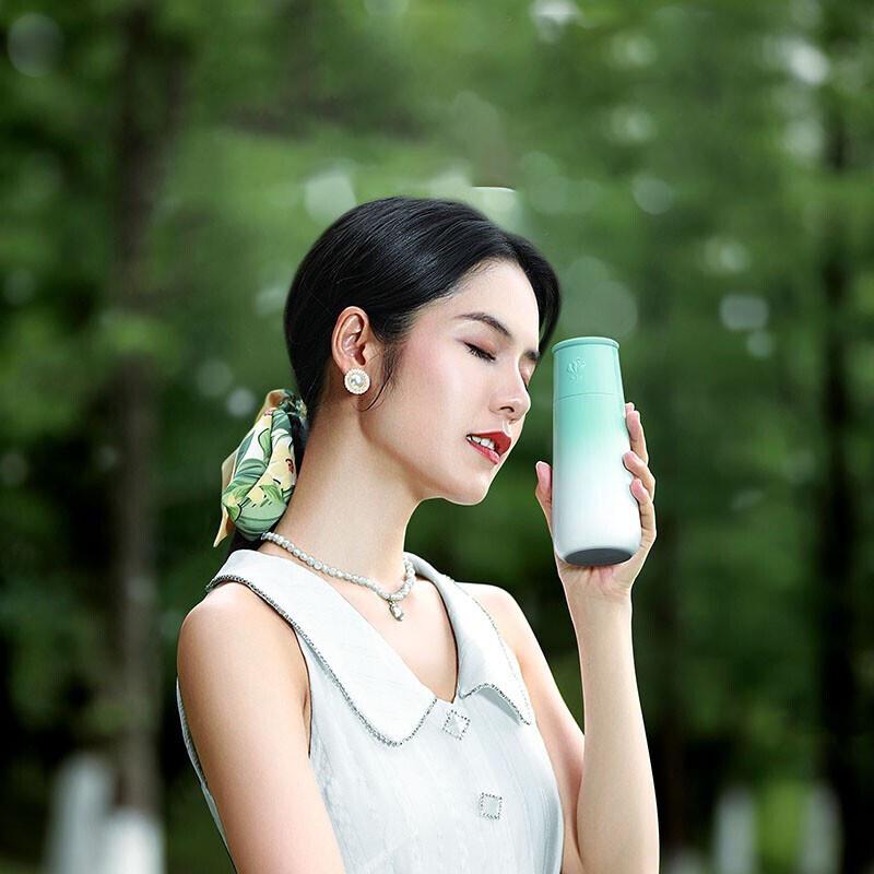 Little Water Monster M3 Smart Color Screen Mini Insulated Bottle