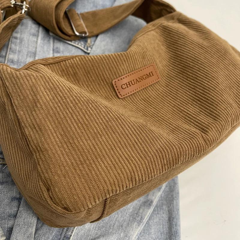 Borsa a tracolla da donna in velluto singolo velluto unica casual versatile studentessa universitaria nuova