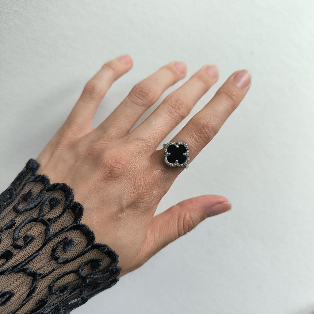 Silver Ring with Natural Onyx, Cubic Zirconia, Item Weight 2.96 G (2209560)