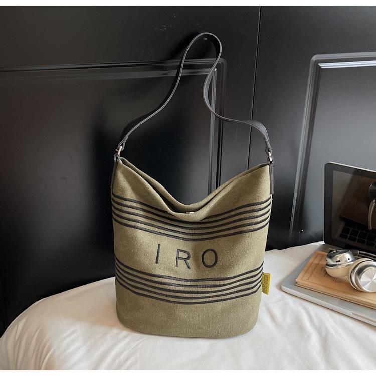 

Large capacity casual canvas bag women s 2025 summer new fashion bucket lazy style versatile shoulder messenger bag