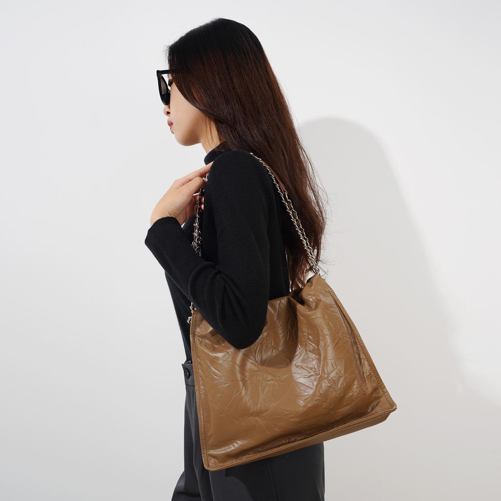 Niche Design Versatile High-end Crossbody Bag for Girls One-shoulder Pleated Chain Handbag