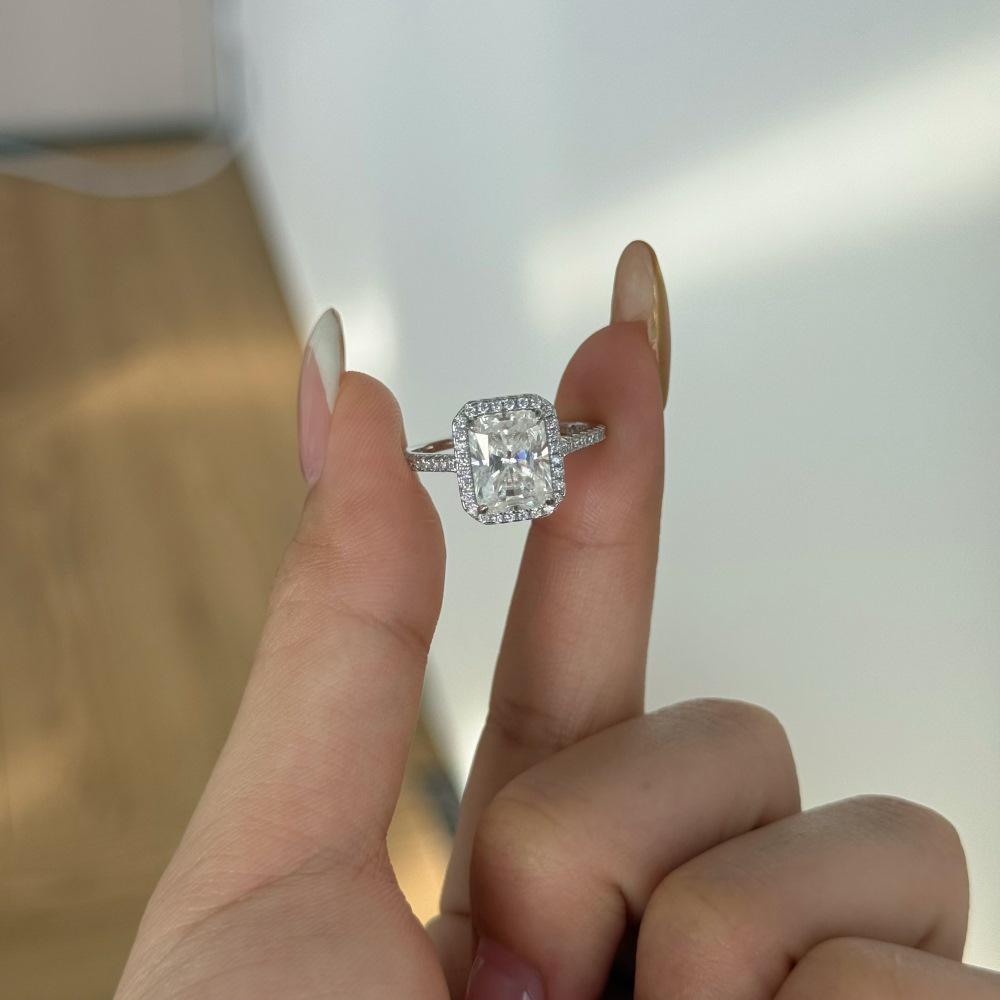 Mo Sang S925 Sterling Silver Women's 3 Carat Sparkle Cube Design Proposal Ring