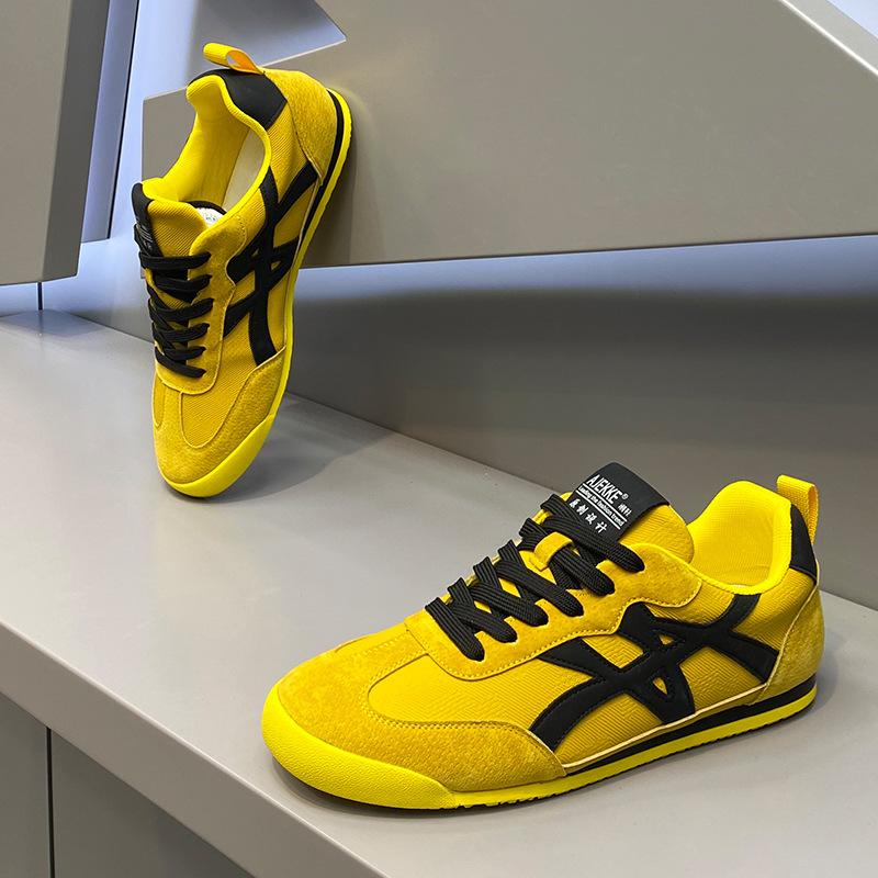 Autumn Soft-soled Low-top Board Shoes Leather Cloth Fight Breathable Lace-up Casual Shoes Tide Aj