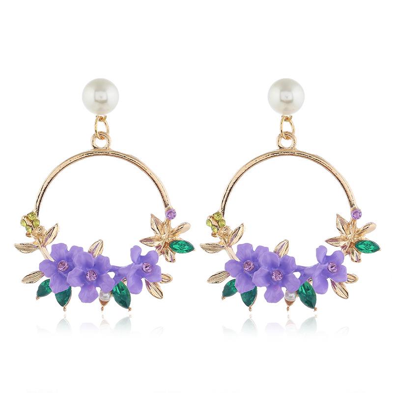 Korean Style Floral Rhinestone  Pearl Stud Earrings - Two-Color Sweet Design
