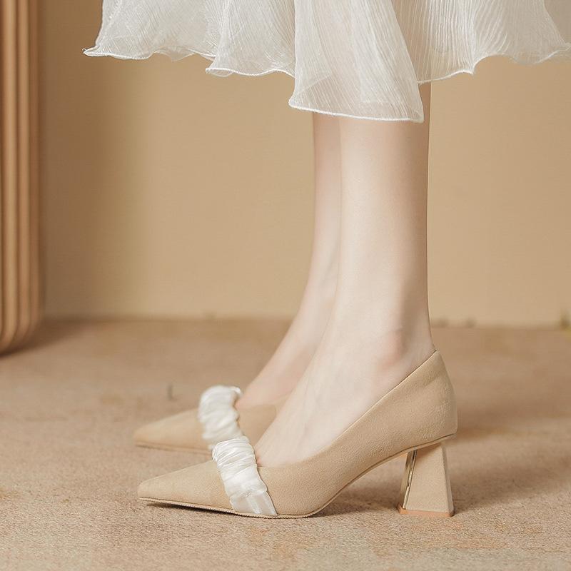 High-heeled single shoes for women's autumn and winter new thick-heeled pointed shallow-mouth shoes retro style