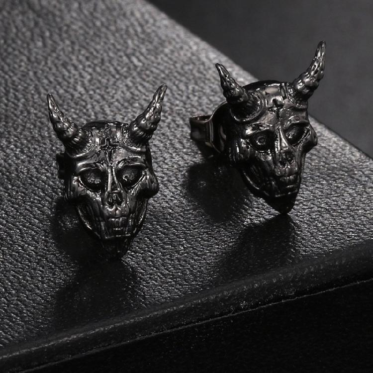 Sturdy Alloy Gothics Punks Skull Earrings Statement Jewelry Accessory for Casual Entertainment and Parties Supplies