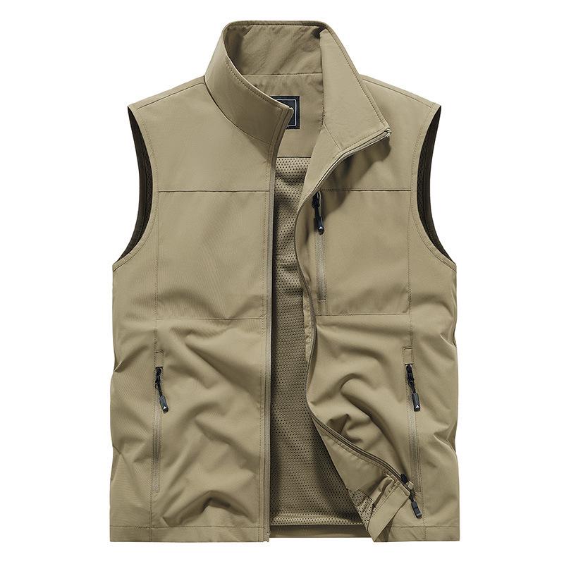 Men's Plus Size Multi-Pocket Breathable Vest for Spring and Autumn
