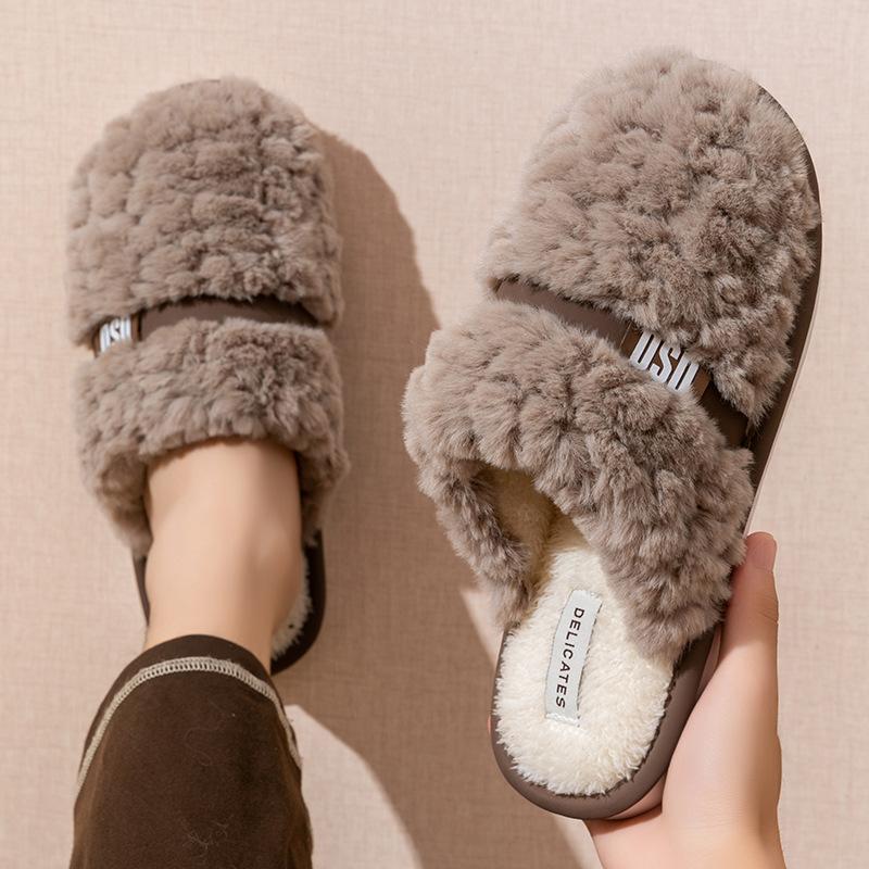 Cotton Shoes and Slippers Are Warm, Anti-slip and Suitable for Indoor Use