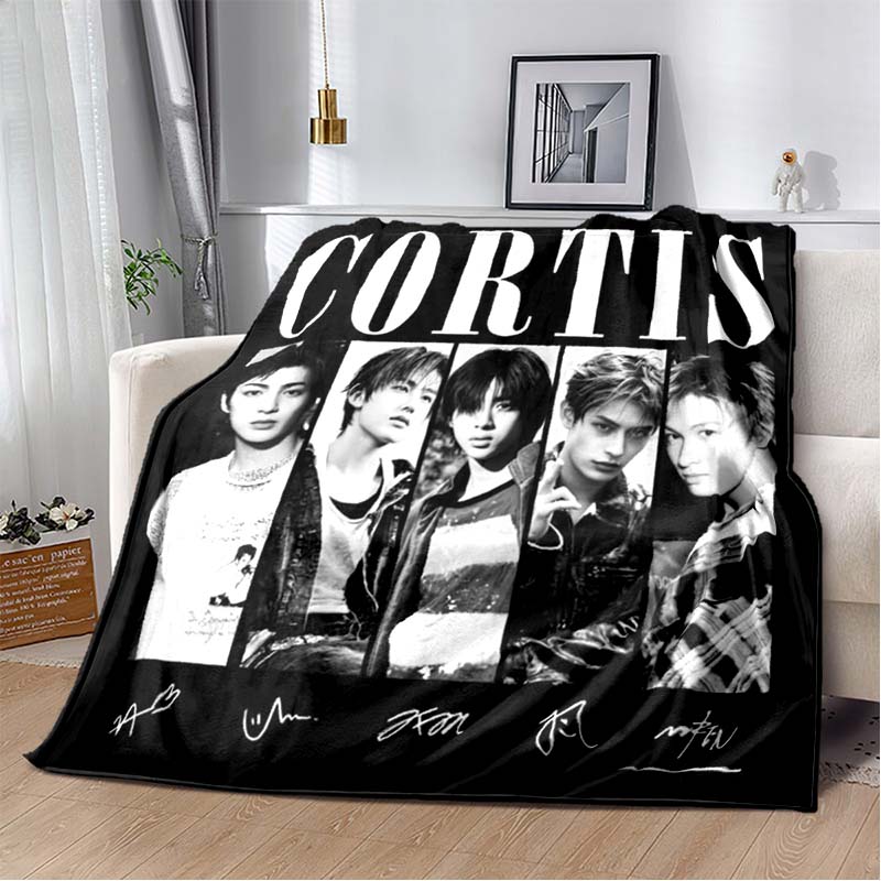 Cortis K‑popowy Zespół Chłopięcy Członek Portret Nadruk Koc Flanelowy Miękki Ciepły Koc Rzutowy Idol Fan Dom Sofa Łóżko Dekoracja Lekka Koc Podróżny
