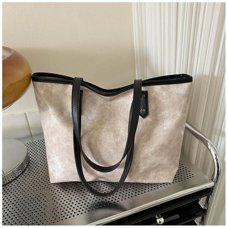 Стильная большая сумка-тоут для женщин 2024 Зима Городская Минималистичная Сумка на плечо чёрный