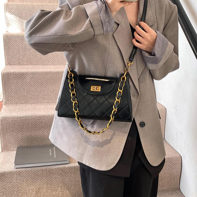 High-end Fashion Xiaoxiangfeng Chain Bag 2025 New Diamond Underarm Bag Niche Shoulder Women's Bag