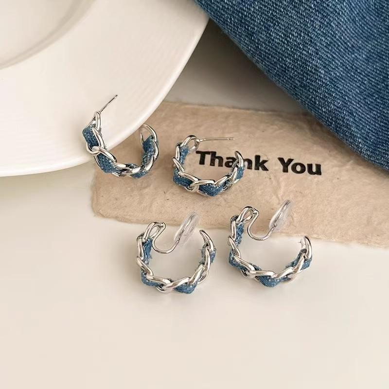 Trendy Woven Denim Ear Studs: Luxury Clip-On Earrings for a Slimming Look