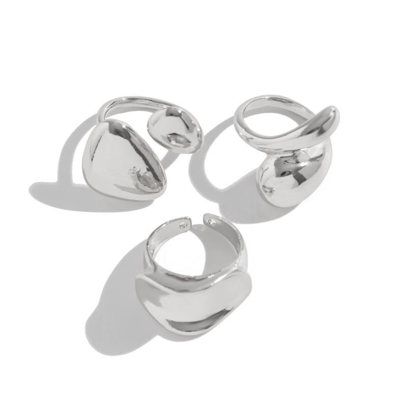 3Pcs Personality Trend Metal Geometric Hollowed-Out Twist Smooth Surface Water Drop Hug Opening Rings For Women Designer Jewelry