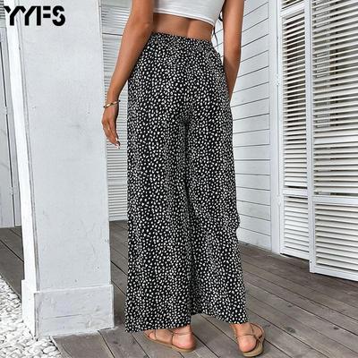 Schwarze Cropped-Hose mit weitem Bein für Damen