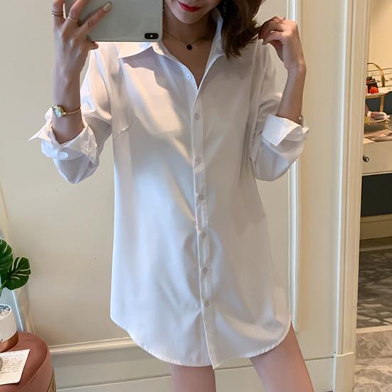 Camisa de mujer con solapa, manga larga, estilo largo medio, color liso, botones, tapeta, informal, corte regular, uso diario