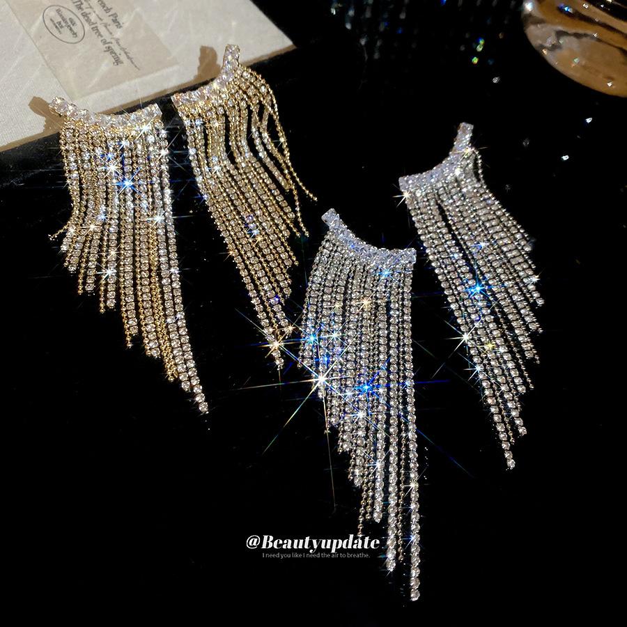 Diamond fringed stud earrings court style retro niche elegant temperament earrings earrings light luxury earrings
