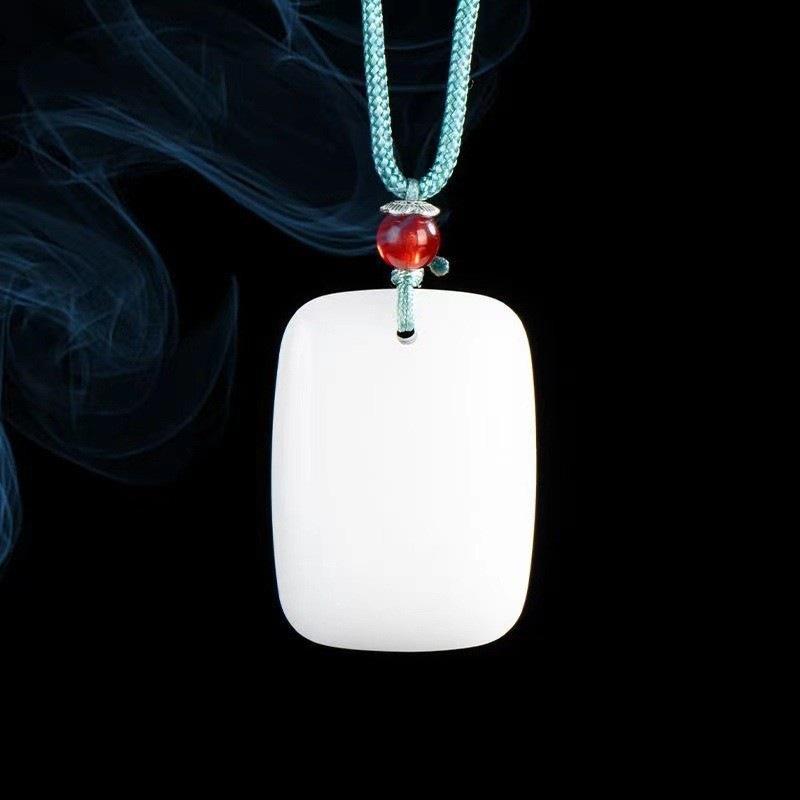 Collier Pendentif Boucle de Sécurité en Jade de Verre Paisible Cadeau pour Hommes et Femmes