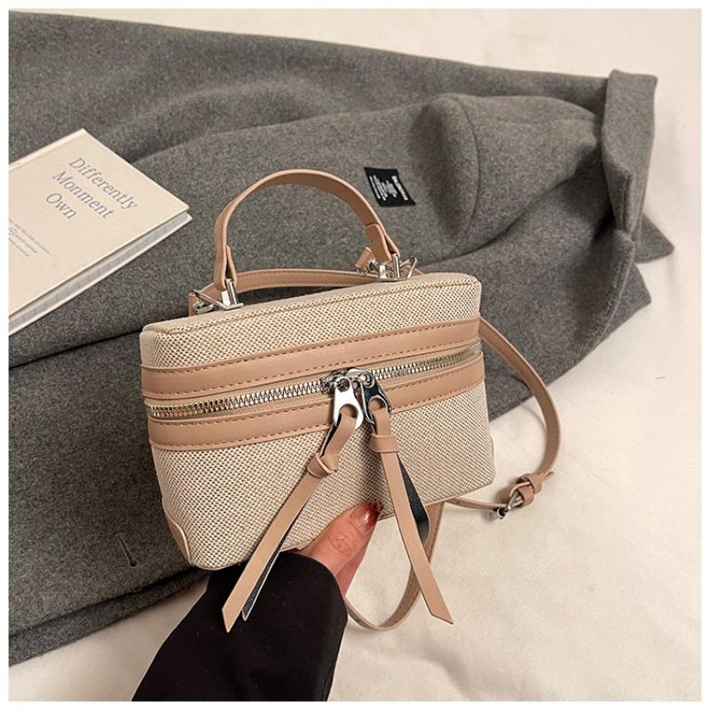 New niche design box, small square bag, storage bag, contrasting colors, trendy fashion, portable shoulder messenger bag, women