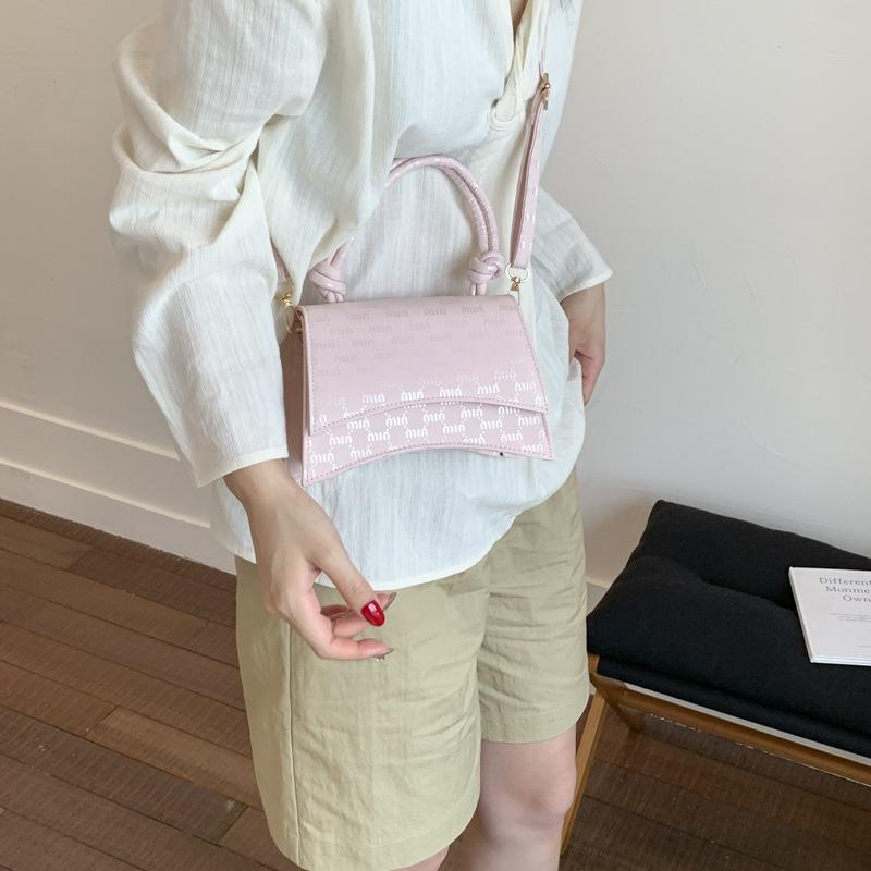 Textured portable small square bag women's new high-end fashion shoulder bag versatile messenger bag