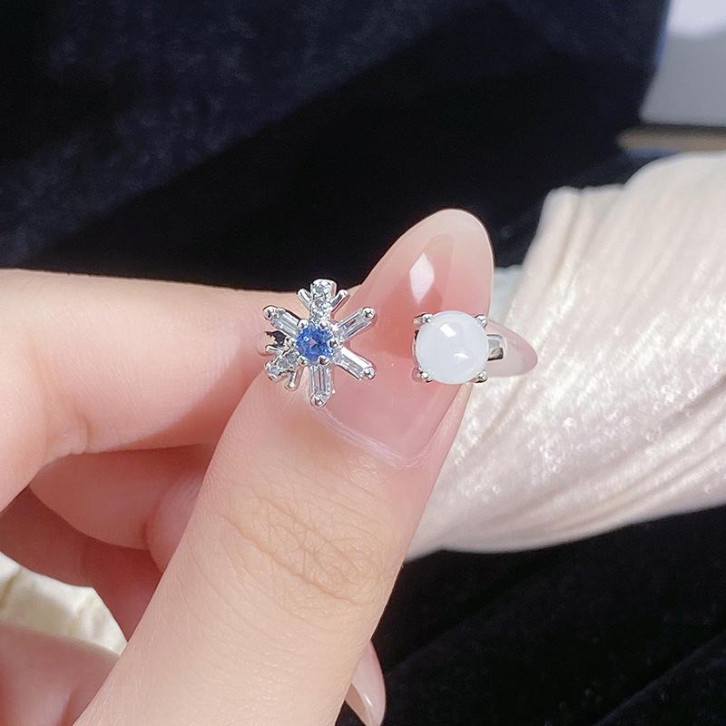 Cold Moonstone Snowflake Opening Ring Niche High-End Women'S Fashion Personality Light Luxury Ring
