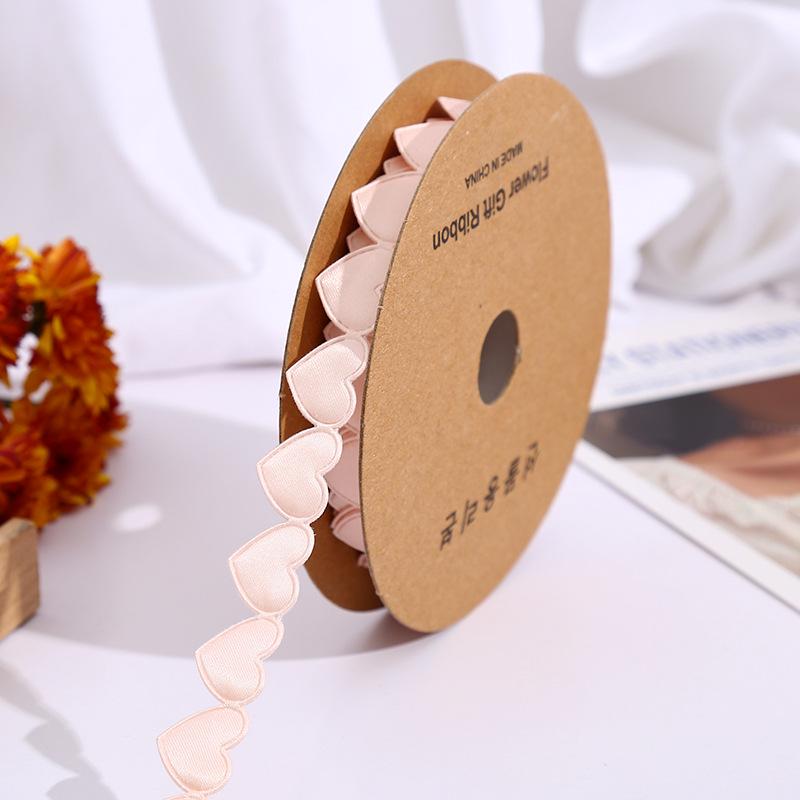 

Лента из полиэстера Love 520 для цветочных букетов, упаковки подарков и украшения тортов