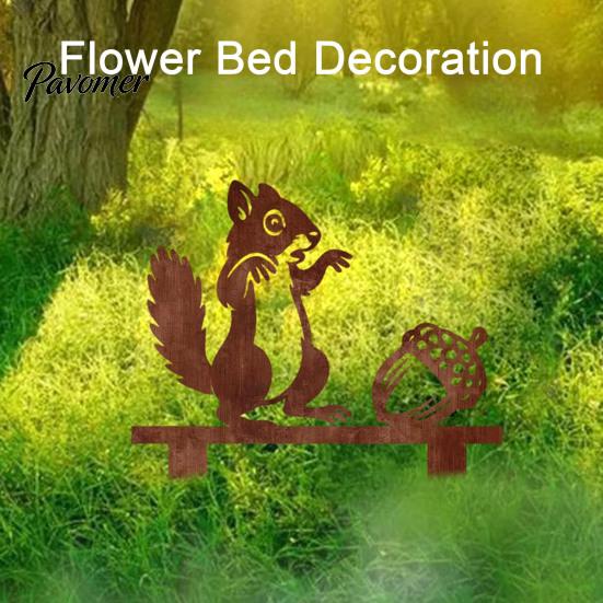 Garden Landscape Ornament Rusty Metal Squirrel with Acorn Stake, Cute Animal Silhouette Sculpture, Outdoor Plant Bed Decor Decorative Outside Yard Art