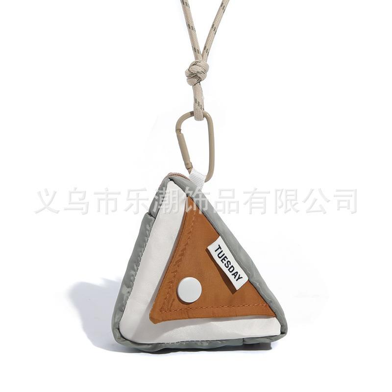 Trendigt märke personlig triangelväska för växel mini unisex canvas konst söt myntpåse diverse nyckelförvaringsväska