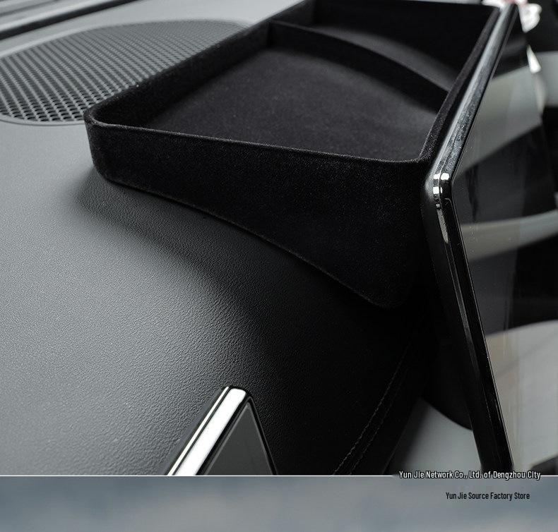 SeaLion 06dmi/Travel Edition Rear Navigation & Storage Box with Screen & Tissue Holder
