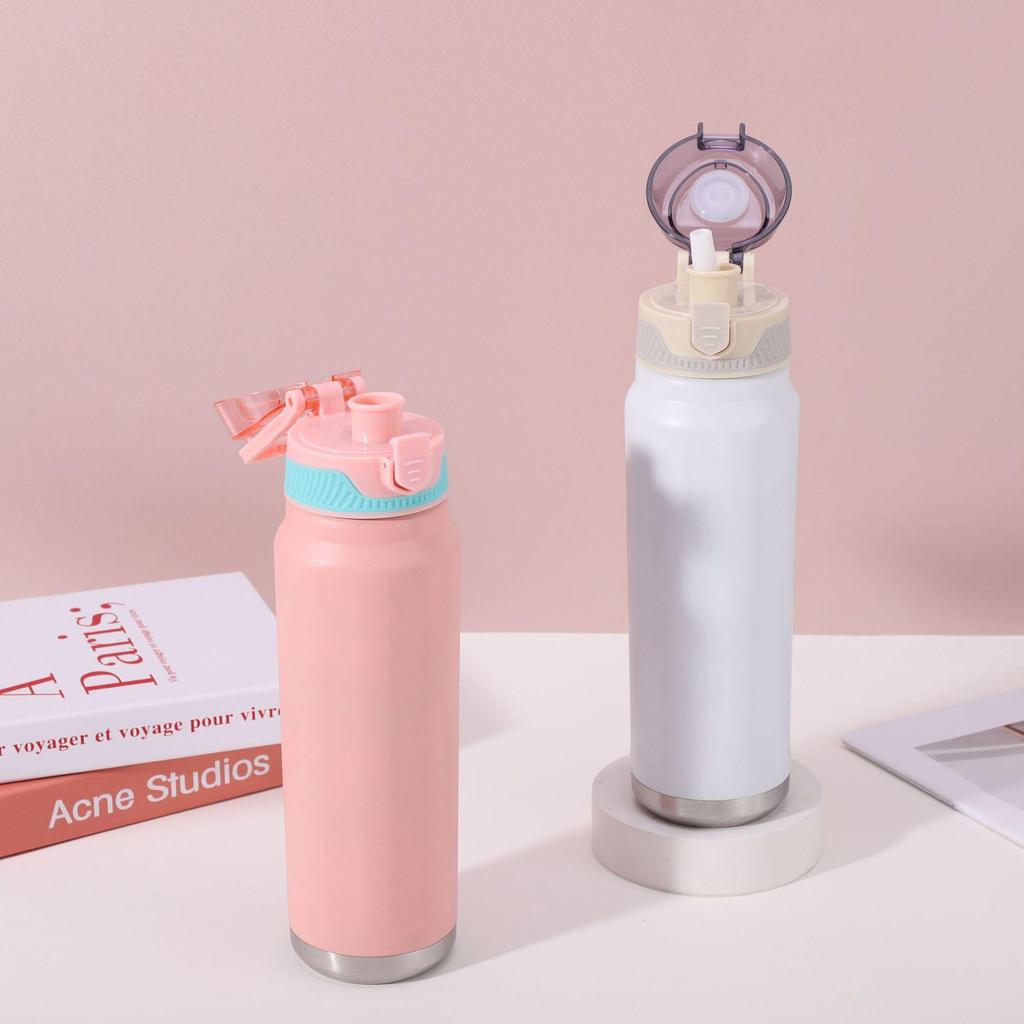 Přenosný izolovaný sportovní pohár se slámkou - Nerezová ocel pro venkovní použití pro muže a ženy