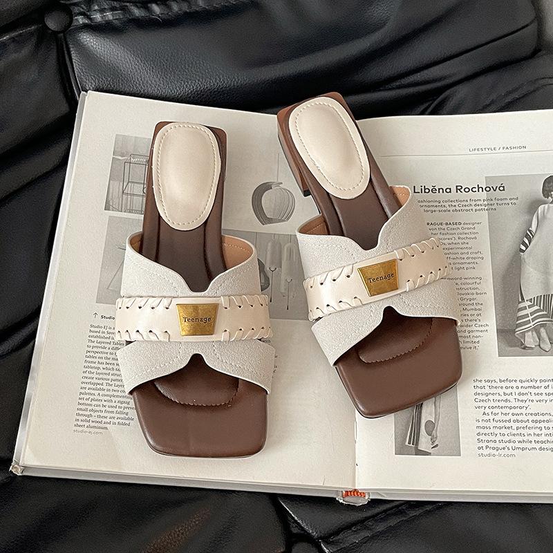 

Модные ретро нишевые шлепанцы с квадратным носком и толстым каблуком, женская уличная обувь, летние сандалии для юбки, отпускные танкетки 40