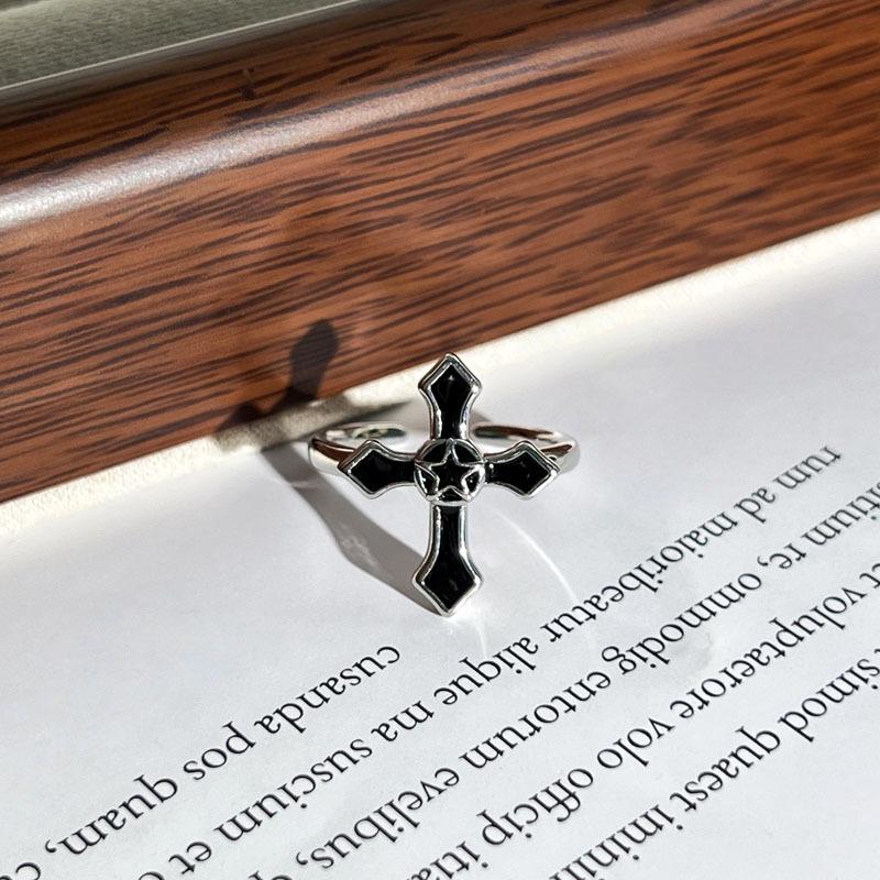 2026 European and American Dark Style Cool Cross Personalized Retro Ring Female Neutral Style Fashion Versatile Couple Ring