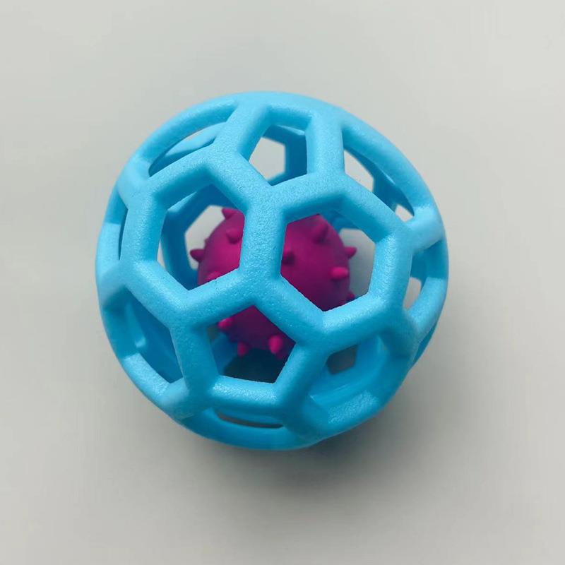 

Interactive Squeaky Rubber Teething Ball for Puppies: Bite-Resistant Toy for Energy-Expending Play