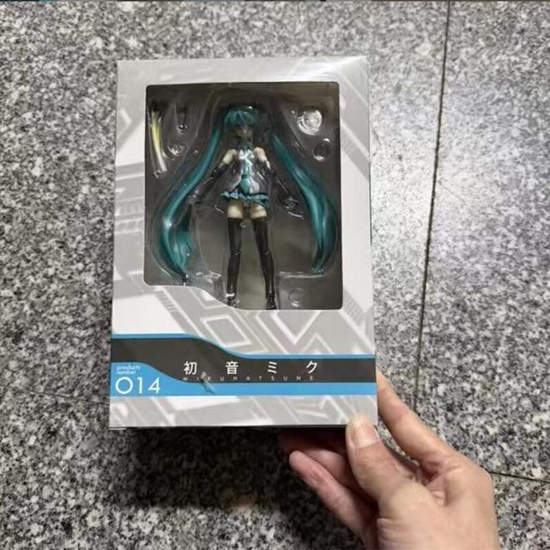 Hatsune Miku Anime Action Figures Movable Joints Contain The Props Desktop Decoration Collection PVC Model Toys Kids Gifts