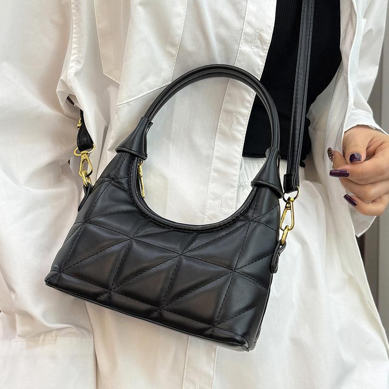 New High-quality Casual Niche Design Underarm Bag Fashionable Versatile Temperament Commuter Style Messenger Women's Bag