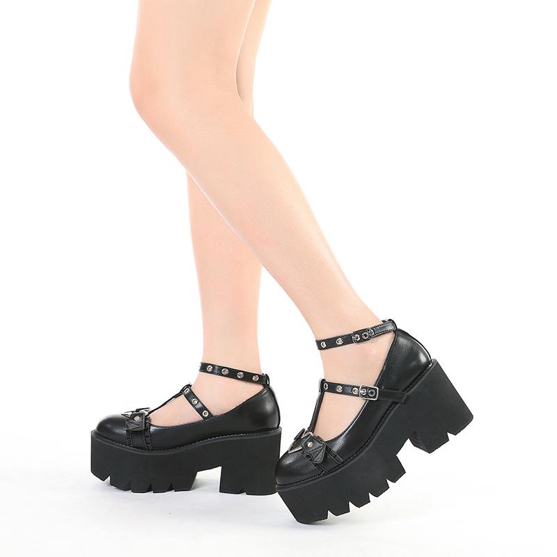 Fashion 8cm Women's Vulcanize Shoes with Love Heart Buckle and Cross Strap Cutout, Thick Platform Heel Mary Jane Shoes