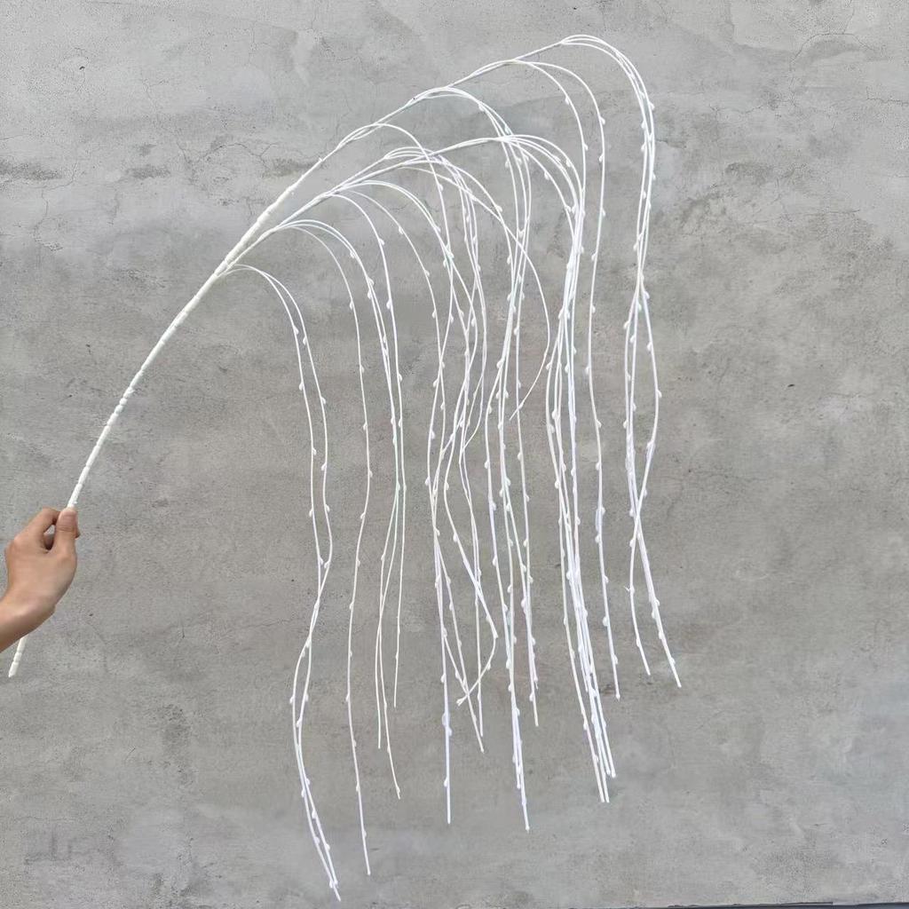 Weiße Hochzeitskapelle Decke Seidenblumen-Dekoration & Gangläufer