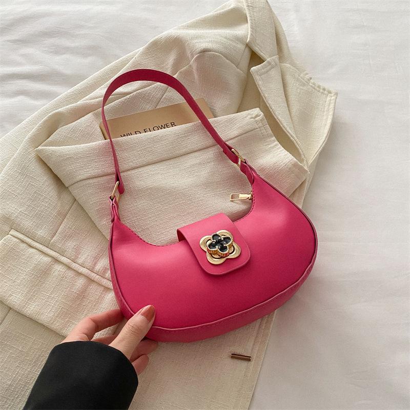 New Retro 2025 Bag Women's Fashion Versatile Texture Crescent Commuter Messenger Bag High-end Shoulder Armpit Bag