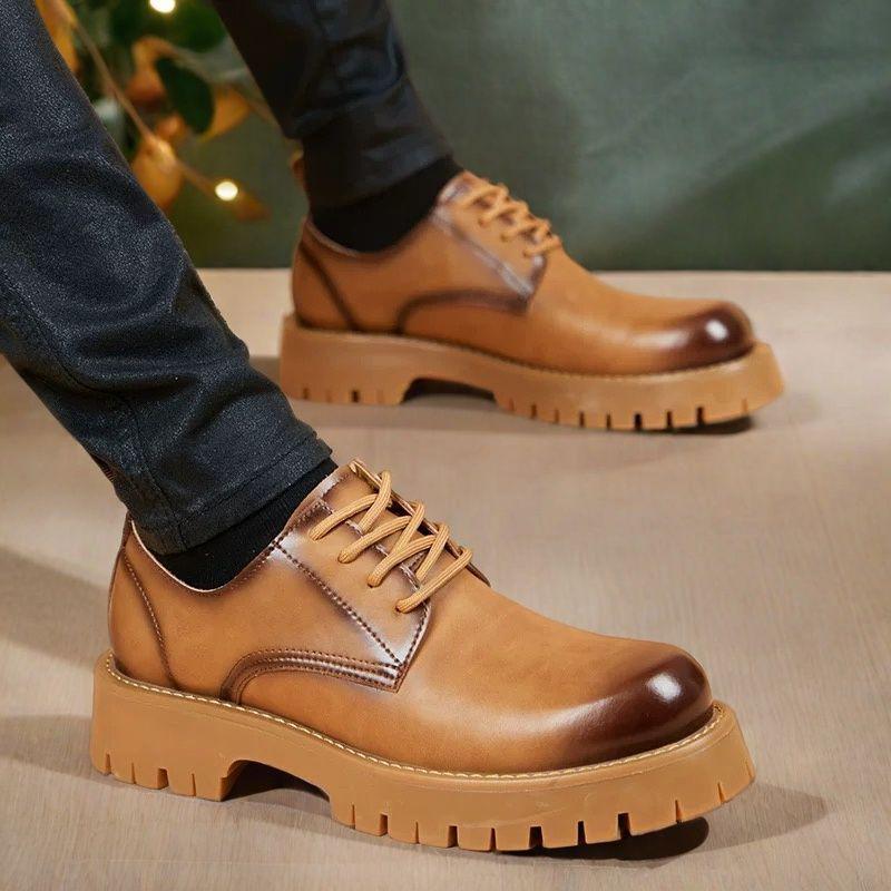 

Мужские туфли Мартин с большой головой 2025 - Дышащие, Повседневные, Трендовые, Увеличивающие рост, Толстая подошва для осени. Size 40