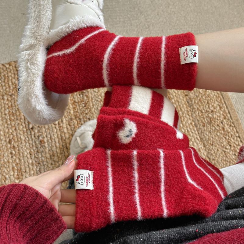 Thickened New Year'S Stockings, Red Bright Red Medium Tube Socks, Australian Velvet Cat Socks, Year Of The Horse Cartoon To Keep Warm In Winter