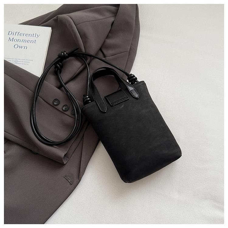 

Frosted retro mobile phone bag small satchel women s versatile fashion exquisite small bag suede messenger bag bucket bag чёрный