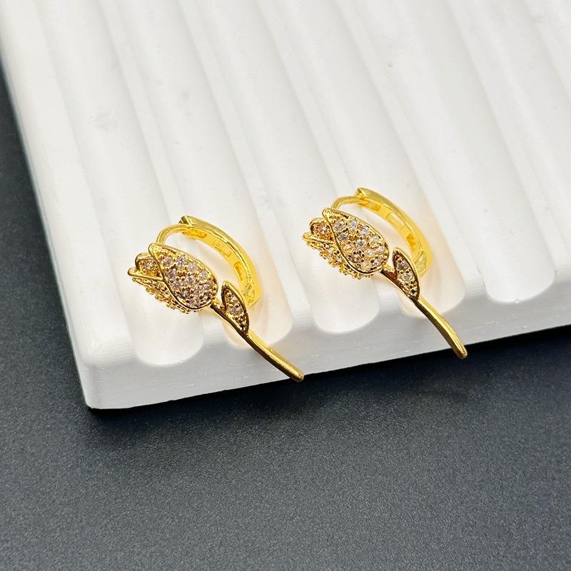

Manufacturer S Supply, Fashionable And High-End Earrings, Slightly Inlaid With Diamonds, Tulips, Neutral Versatile Ear Buckles, Earrings Are In Stock. золотой