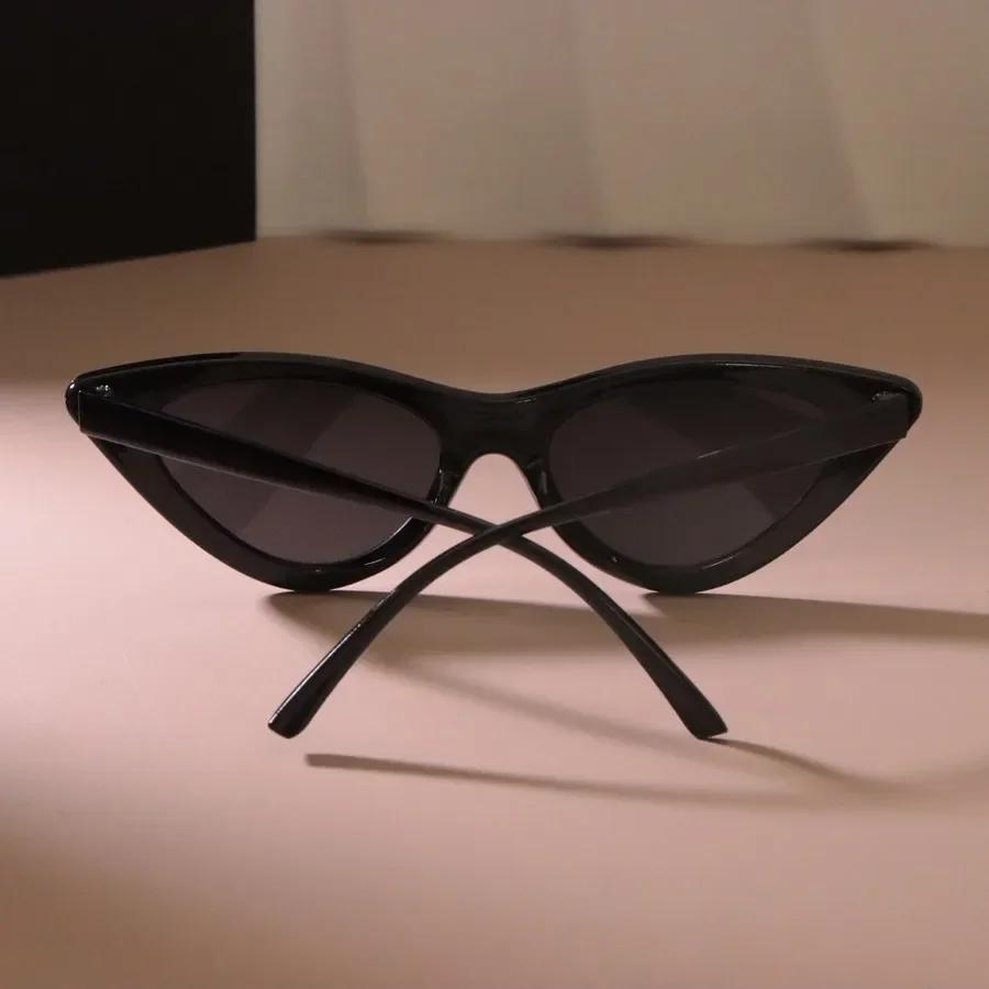 Cool Small Frame Cat Eye Sunglasses Women Men Sun Glasses Female Mirror Colors Designer Brand Fashion Trendy Eyewear