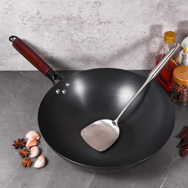 Zhi Shi 32cm Cast Iron Non-Stick Flat-Bottom Wok